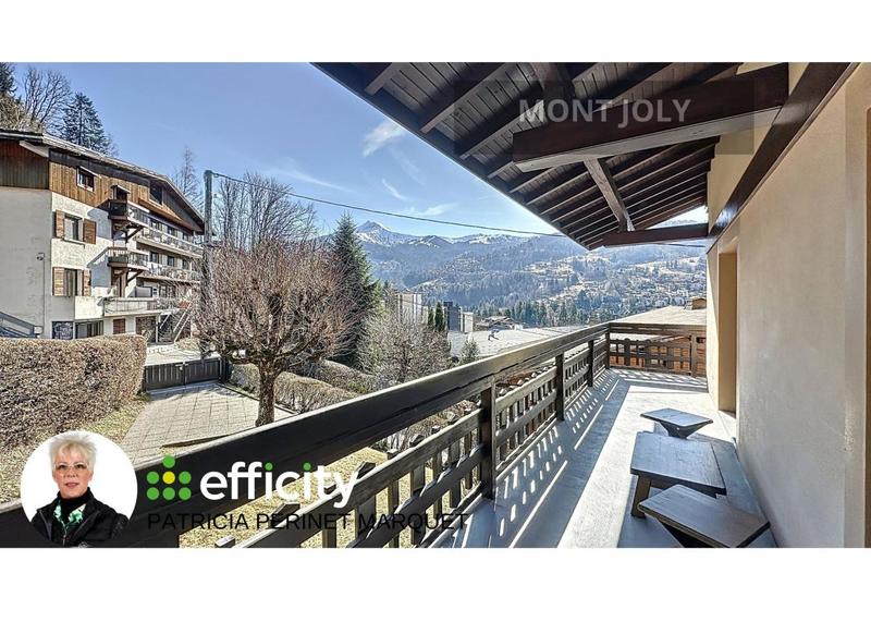 Maison - 313 m² - 9 pièces