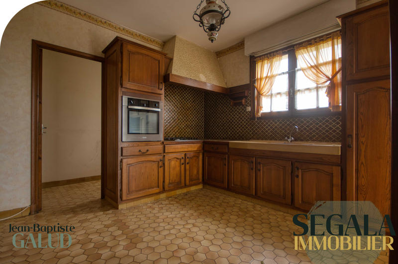 Maison - 100 m² - 5 pièces