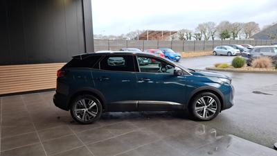Peugeot 3008 II 1.6 Hybrid 180 E-Eat8 Allure Pack