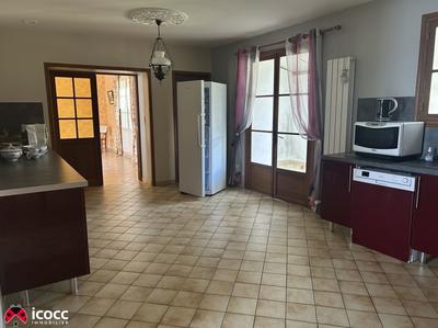 Propriété - 150 m² - 7 pièces
