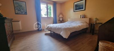 Maison - 166 m² - 7 pièces