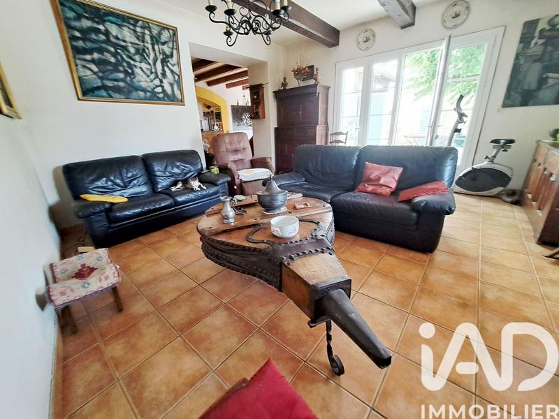 Maison - 220 m² - 7 pièces