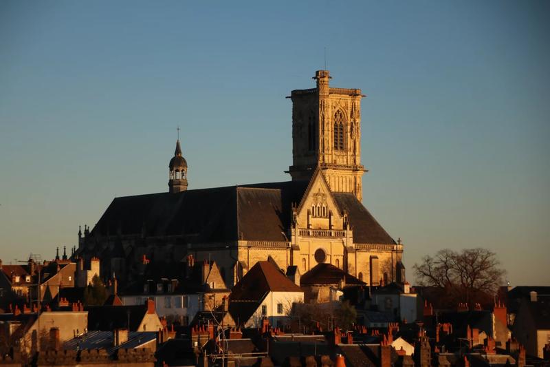 Appartement - 103 m² - 5 pièces