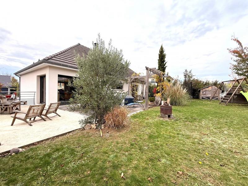 Maison - 150 m² - 4 pièces