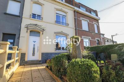 Maison bourgeoise - 174 m² - 8 pièces