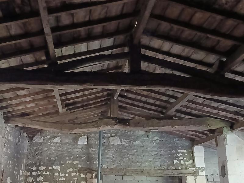 Immeuble - 5 864 m²