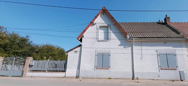 Maison de village - 100 m² - 4 pièces