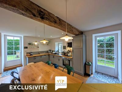 Maison - 165 m² - 6 pièces