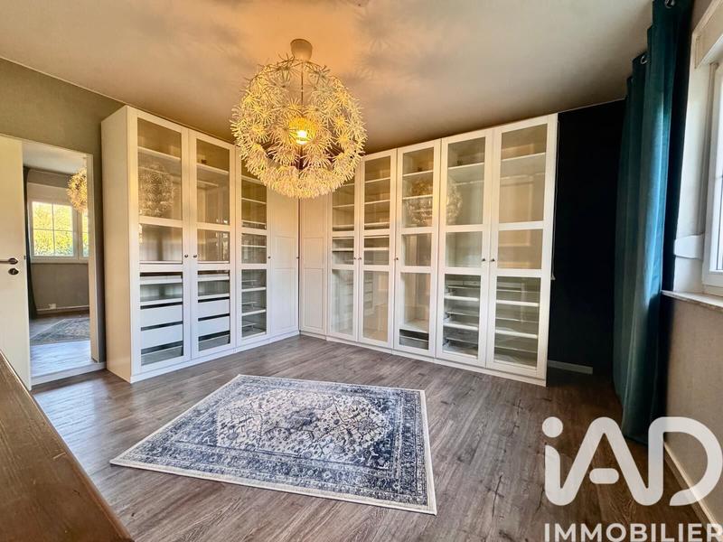 Maison - 197 m² - 7 pièces