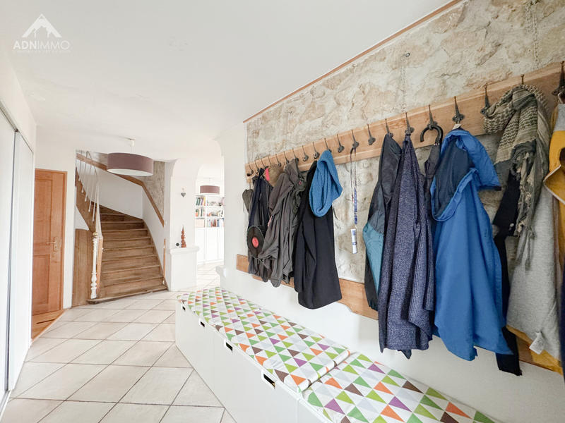 Maison - 429 m² - 10 pièces