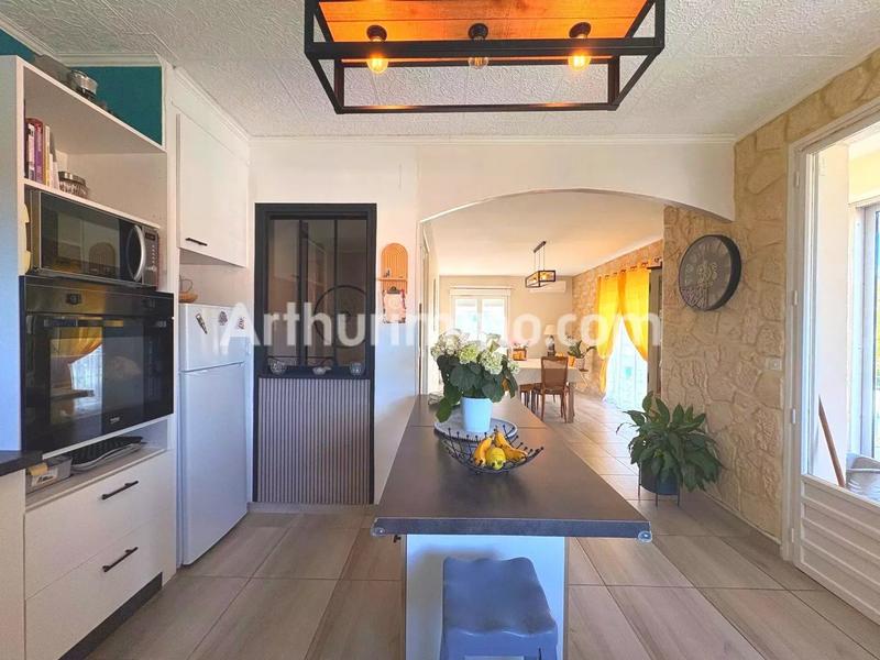 Maison - 98 m² - 7 pièces