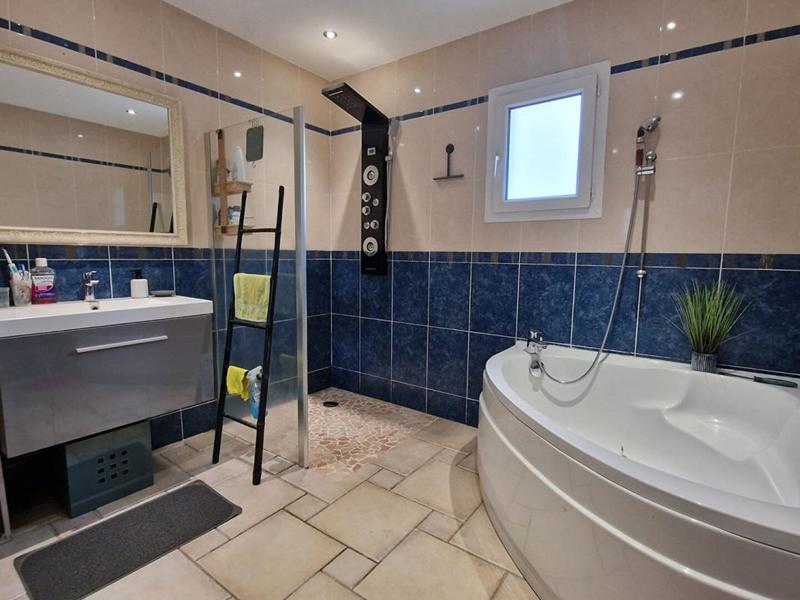 Villa - 117 m² - 5 pièces