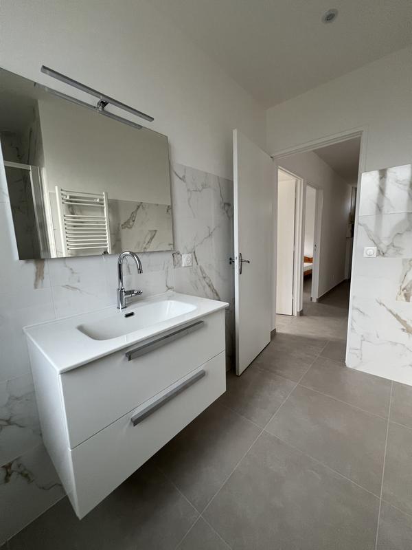 Appartement - 79 m² - 4 pièces