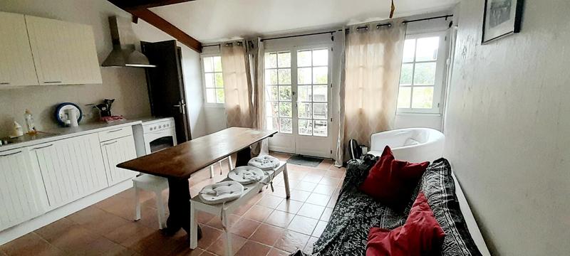 Maison - 284 m² - 8 pièces