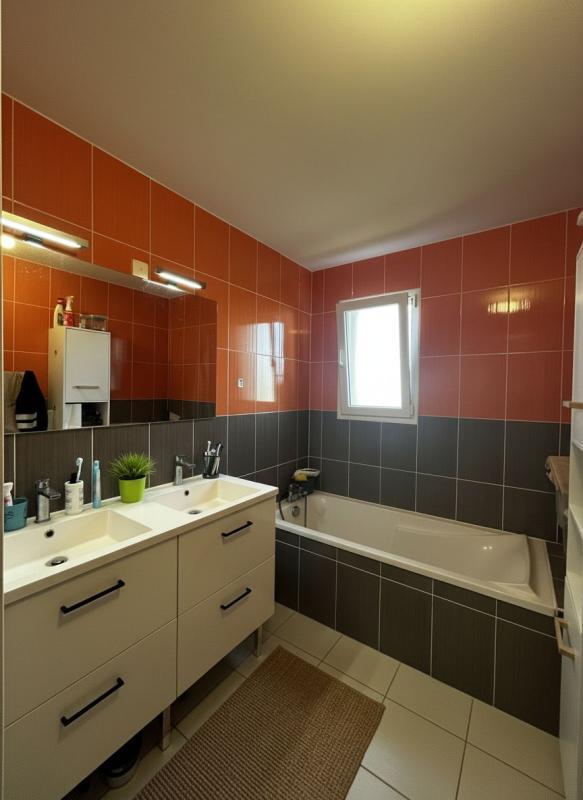 Maison - 107 m² - 5 pièces