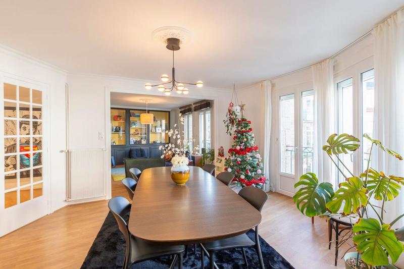 Appartement - 132 m² - 5 pièces