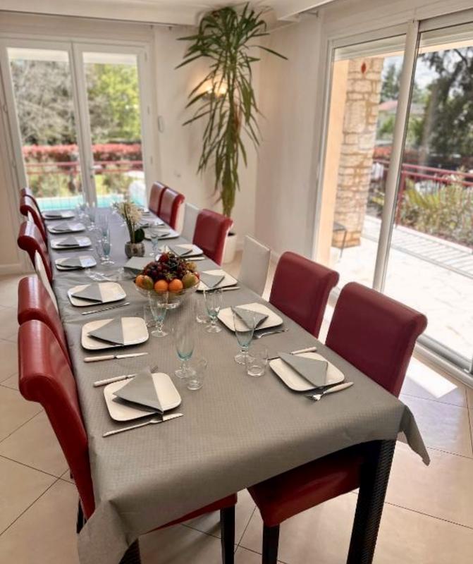 Maison - 226 m² - 10 pièces