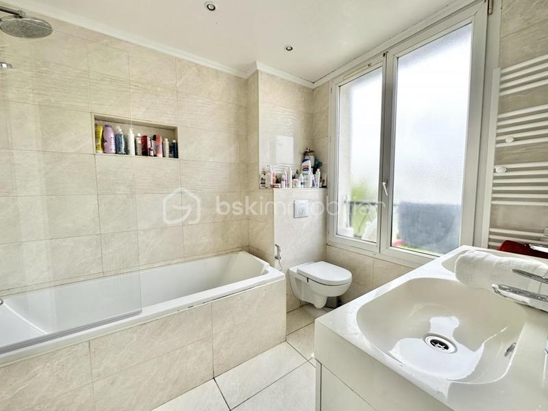 Maison de ville - 146 m² - 6 pièces