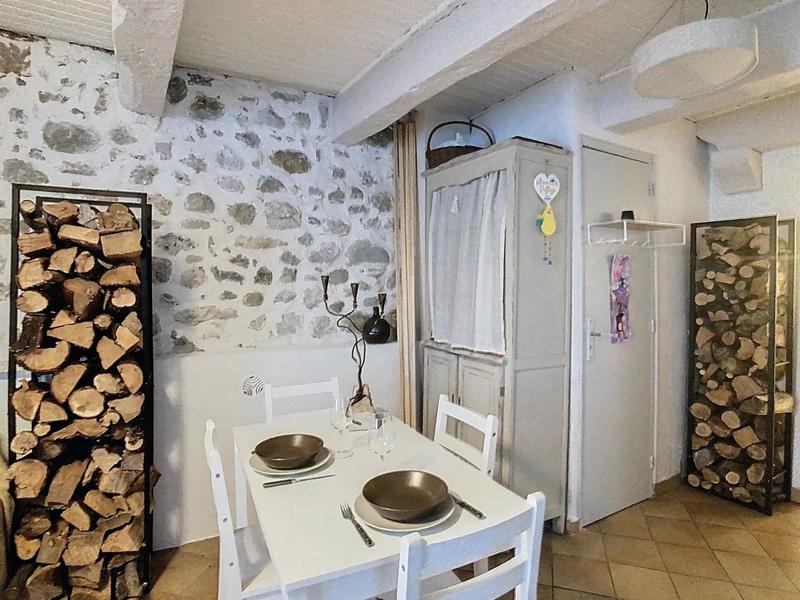 Maison de village - 80 m² - 3 pièces