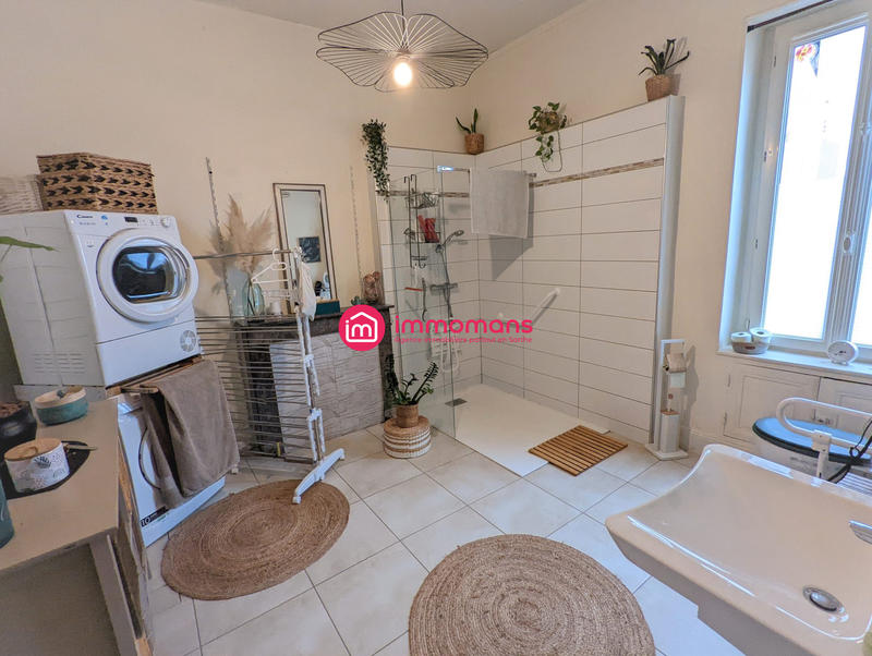 Maison - 151 m² - 6 pièces