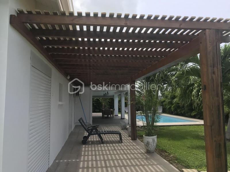 Villa - 143 m² - 5 pièces