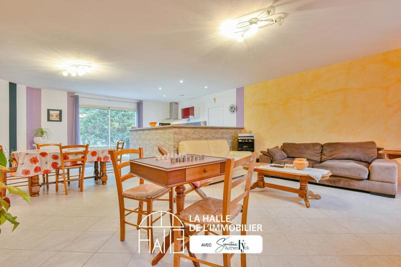 Pavillon - 175 m² - 9 pièces