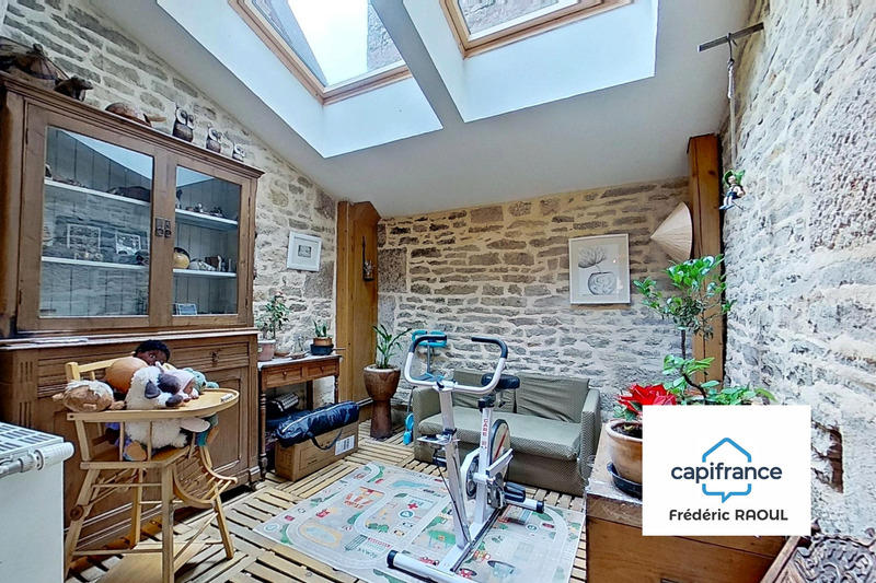 Maison - 199 m² - 7 pièces