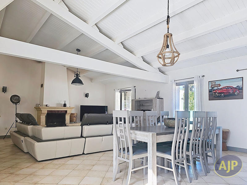 Maison - 138 m² - 5 pièces