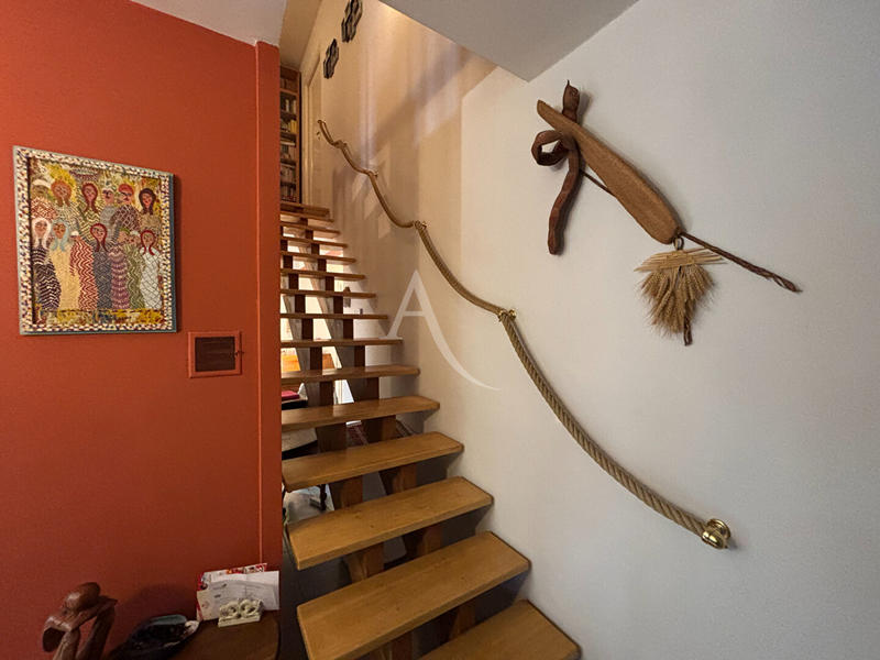 Maison - 121 m² - 5 pièces