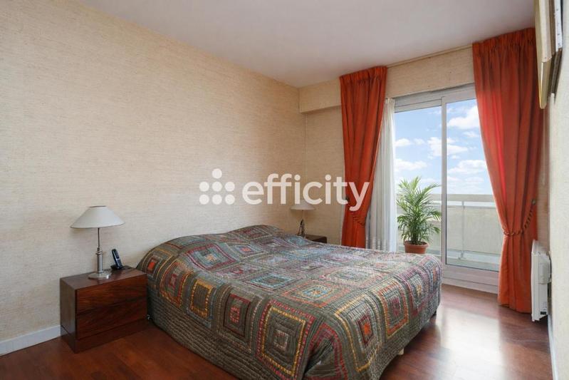 Appartement - 105 m² - 4 pièces