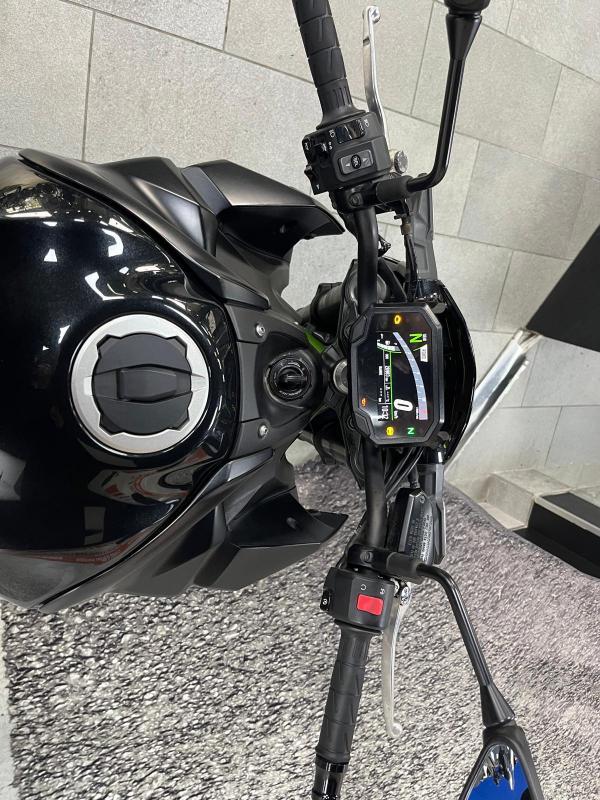 Kawasaki Z900 Full 900