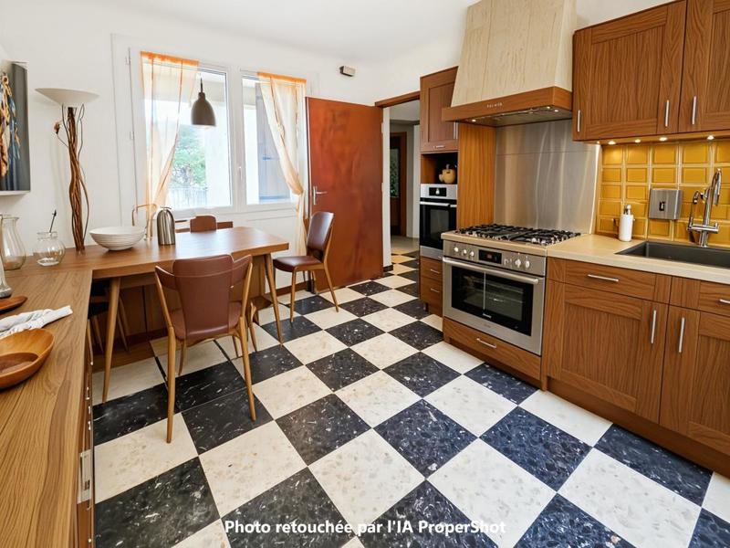 Maison - 83 m² - 3 pièces