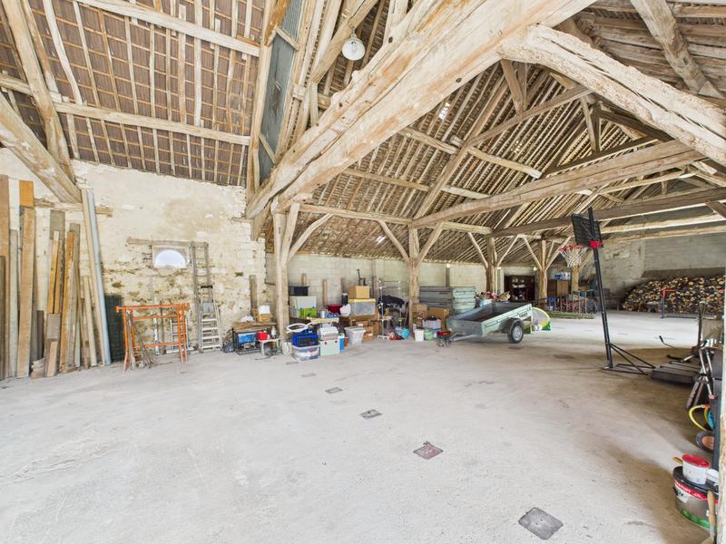 Maison - 186 m² - 7 pièces