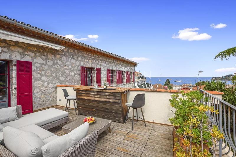 Villa - 270 m² - 7 pièces