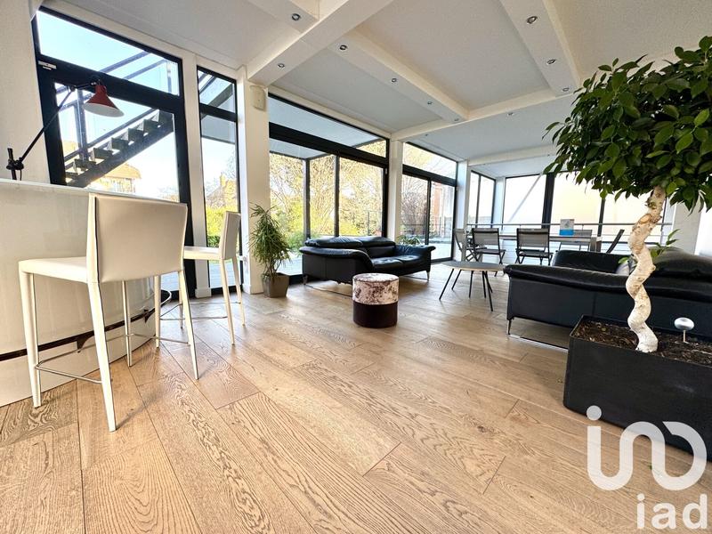 Maison de maîtres - 366 m² - 12 pièces