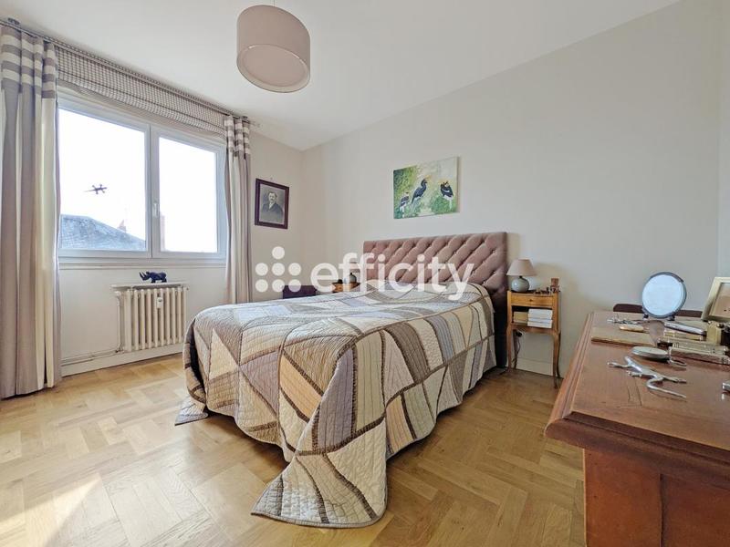 Appartement - 82 m² - 3 pièces