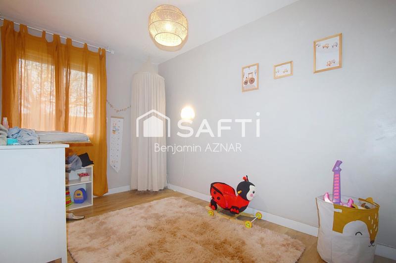 Maison - 104 m² - 4 pièces