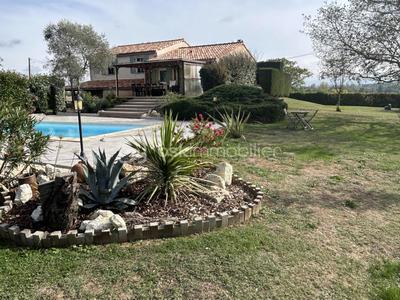 Maison - 138 m² - 6 pièces