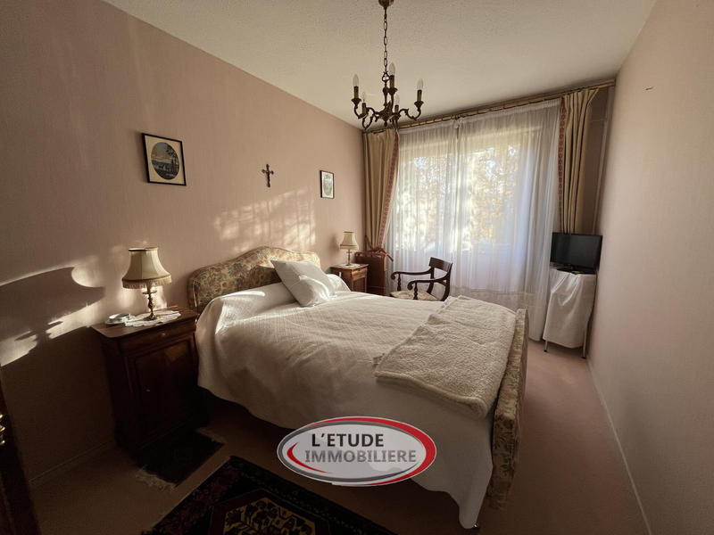 Appartement - 100 m² - 6 pièces