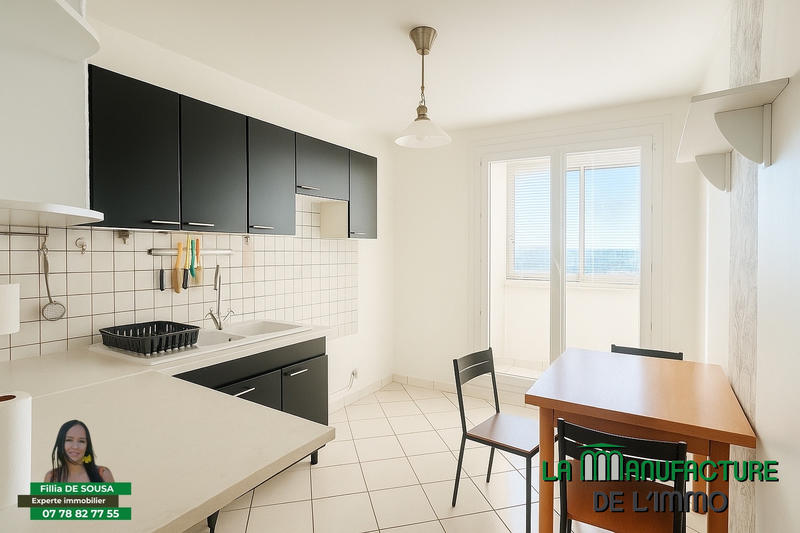 Appartement - 77 m² - 4 pièces