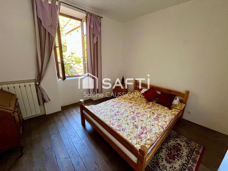 Maison - 242 m² - 9 pièces