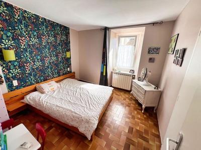 Maison - 142 m² - 6 pièces