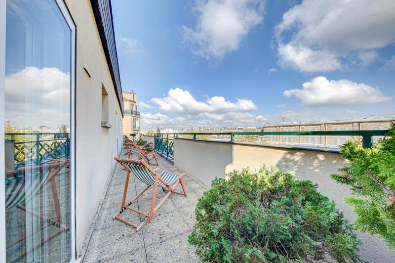 Appartement - 172 m² - 7 pièces