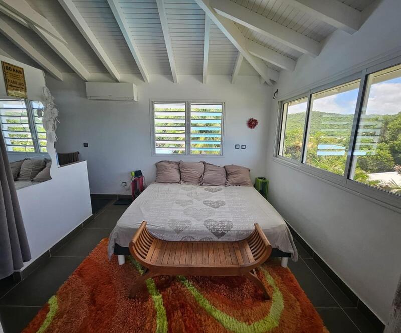 Villa - 219 m² - 8 pièces