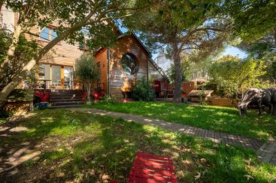 Maison - 300 m² - 9 pièces