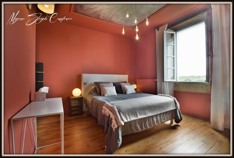 Maison bourgeoise - 420 m² - 14 pièces