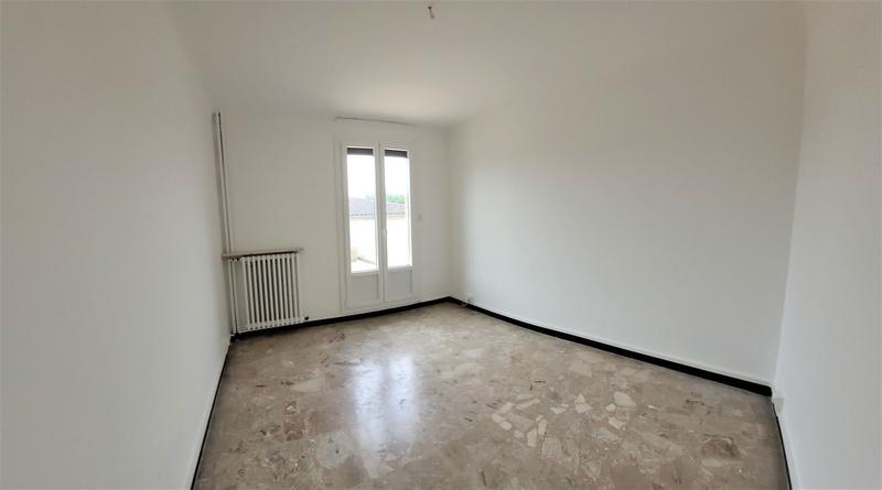 Appartement - 92 m² - 4 pièces