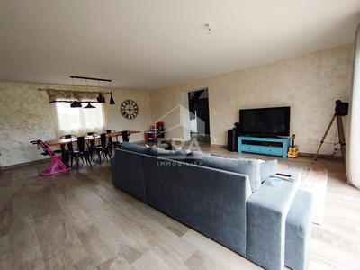 Maison - 152 m² - 6 pièces