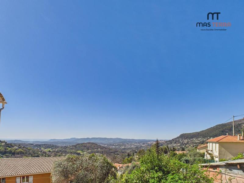 Appartement - 100 m² - 5 pièces