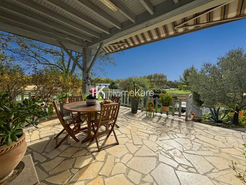 Maison - 175 m² - 6 pièces